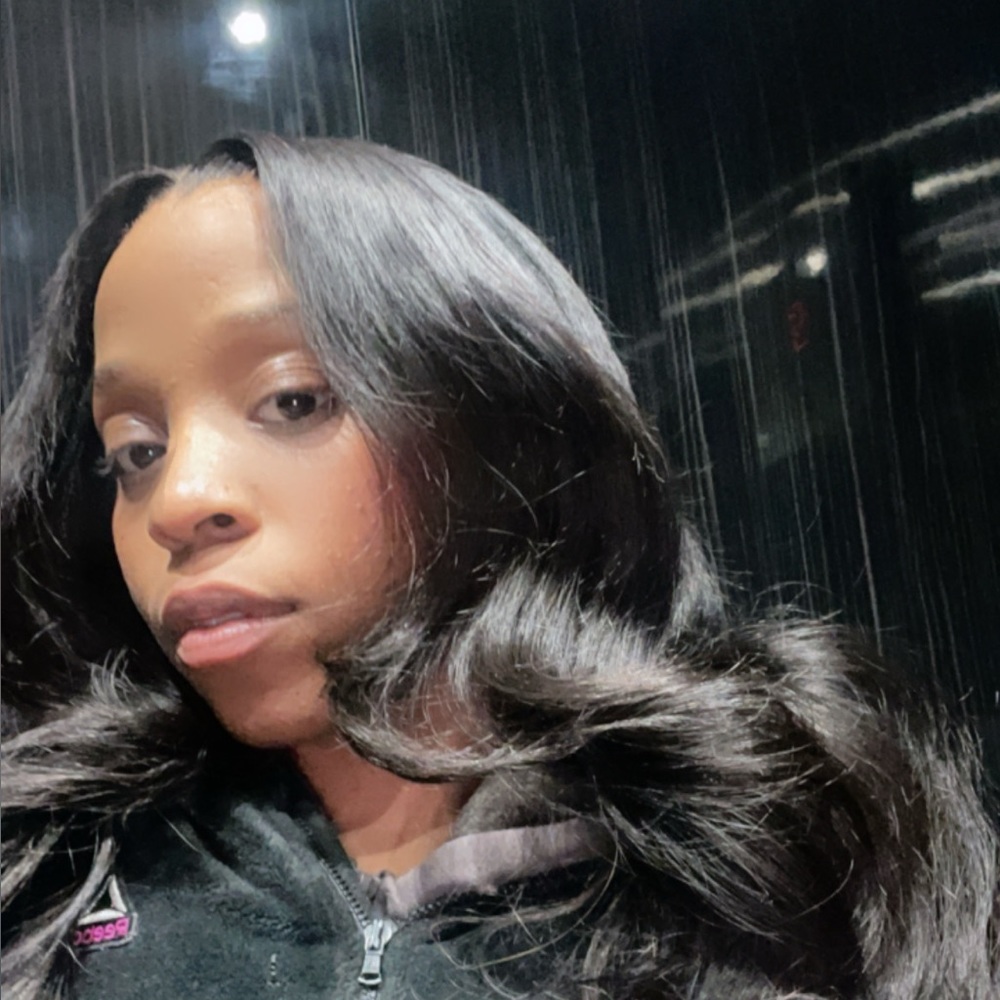 Meet your Posher, Keisha